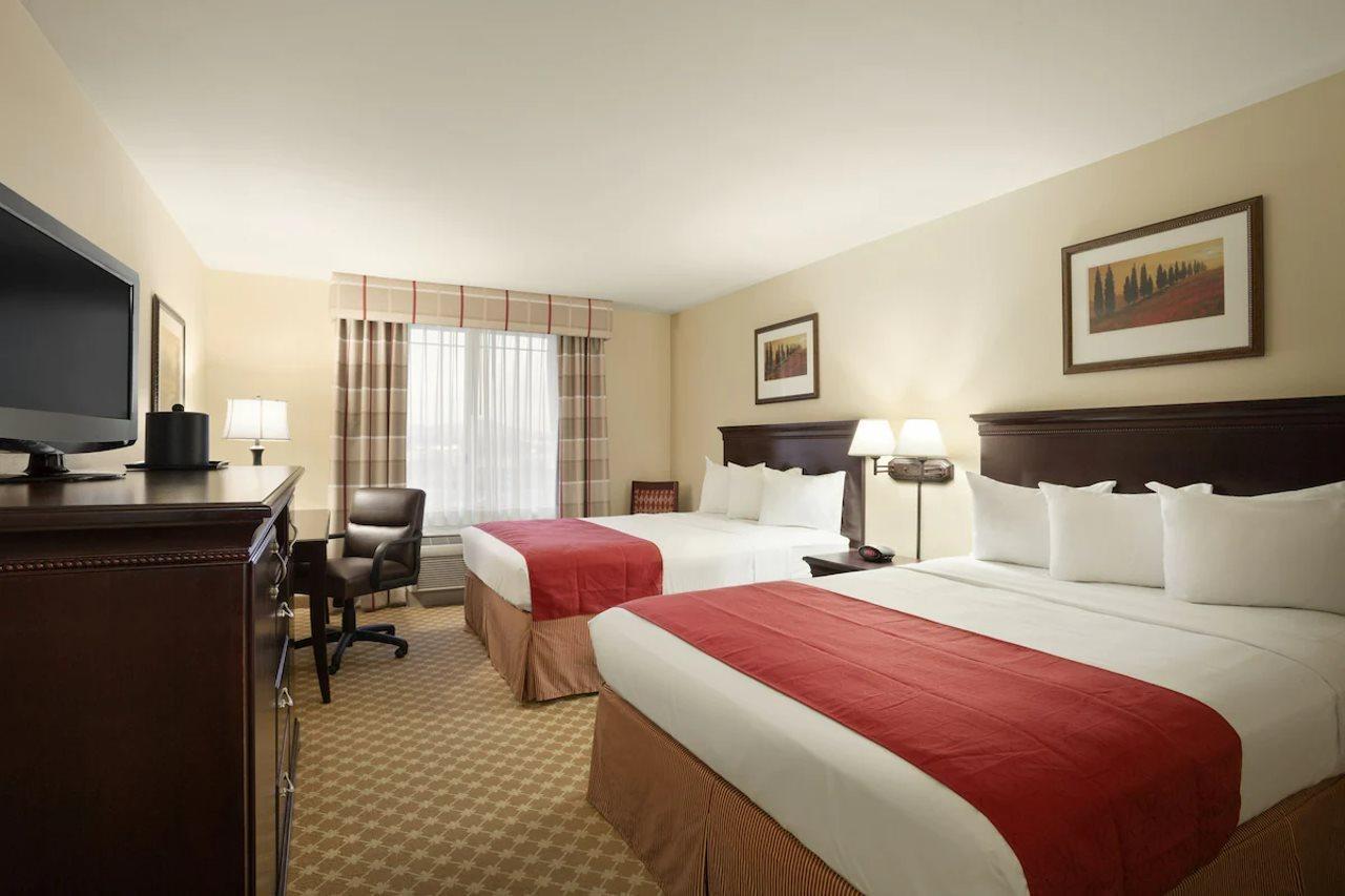 Holiday Inn & Suites - Barstow By Ihg Kültér fotó